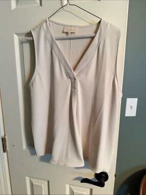 MELLODAY Cream V-Neck Sleeveless Camisole